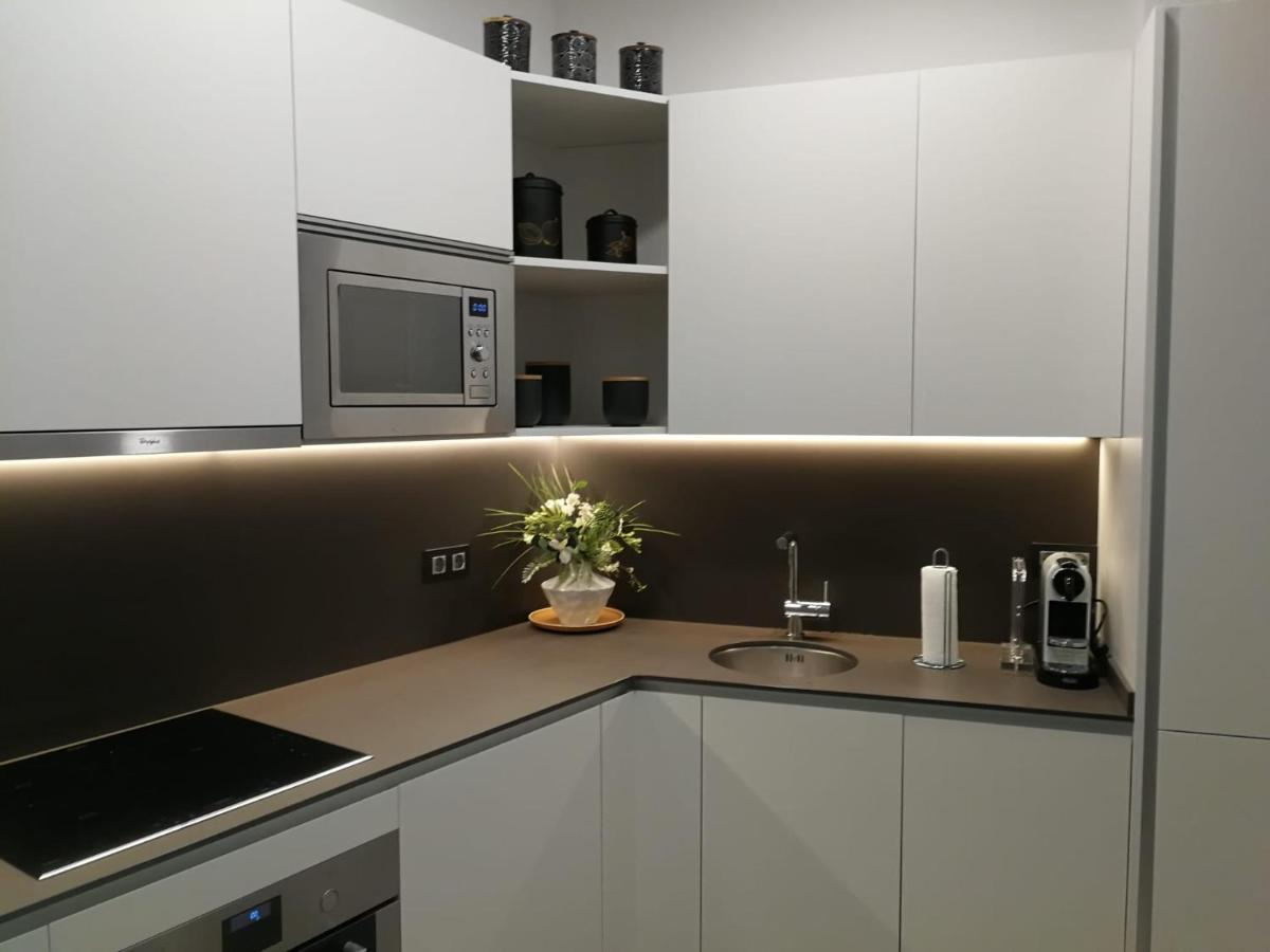 Glory Suite With Ac License Ess02463 San Sebastian Ngoại thất bức ảnh